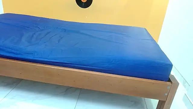 evaleribigtits18 online show from September 12, 2:50 pm