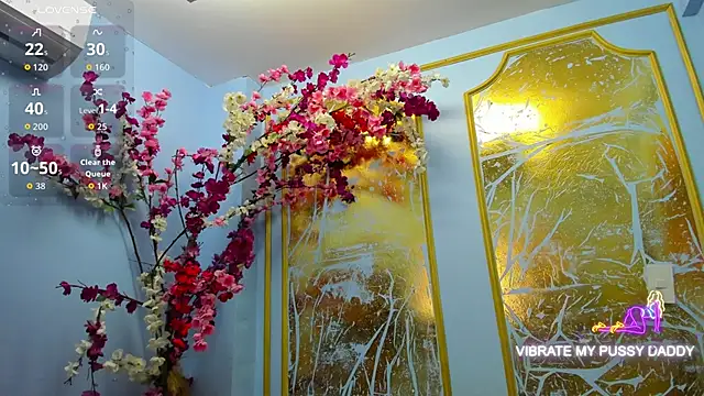 melaniecooperr online show from March 23, 3:50 am