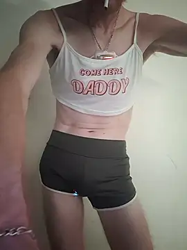 Snapshot of Doudoulecoquin chatting on June 19, 9:48 am Doudoulecoquin online show from June 19, 9:48 am