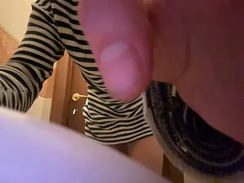 NimFF123 online show from February 6, 7:02 am