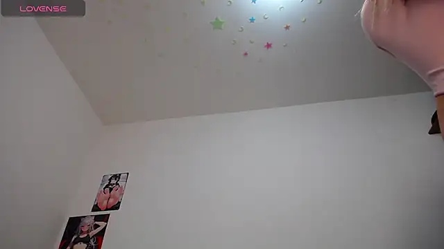 Laila Laly online show from March 2, 2:15 pm