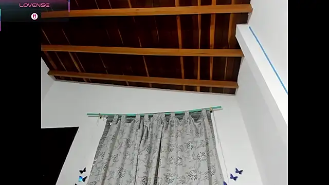 Laila Laly online show from April 7, 4:09 pm