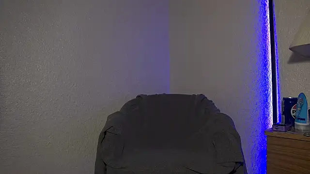 6igsticc9inch online show from January 21, 8:52 am