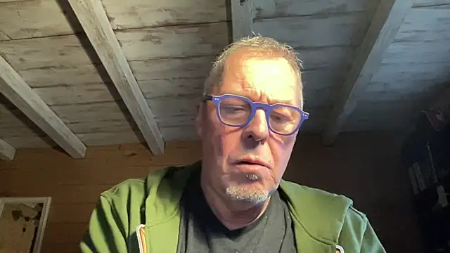 lelohop online show from February 4, 7:58 am