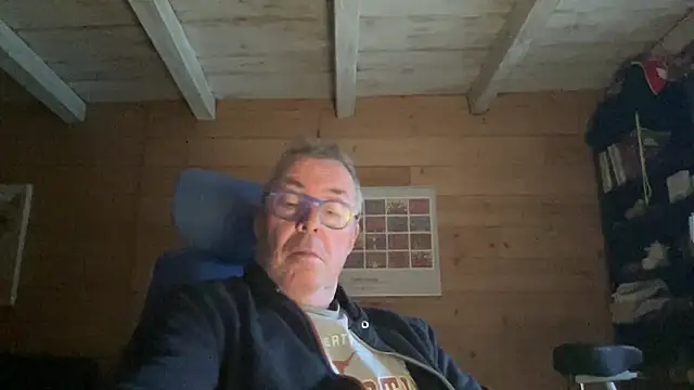 lelohop online show from November 20, 7:09 am