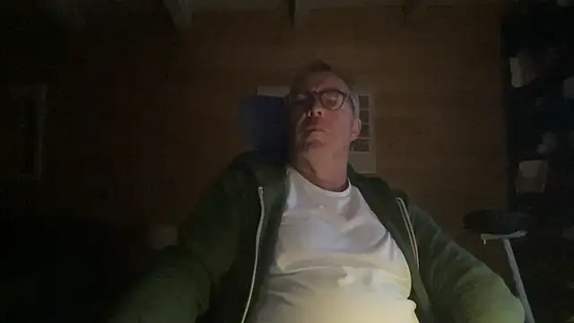 lelohop online show from October 17, 6:28 am