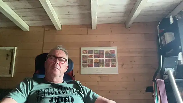 lelohop online show from May 5, 9:23 am