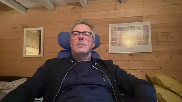 lelohop online show from December 4, 7:11 am