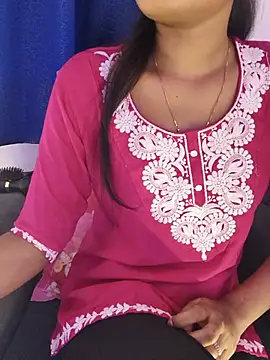 Snapshot of yhona_darling chatting on June 29, 11:54 am yhona darling online show from June 29, 11:54 am