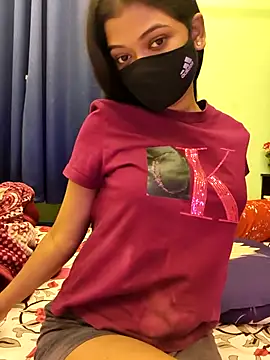 yhona darling online show from April 28, 10:47 pm