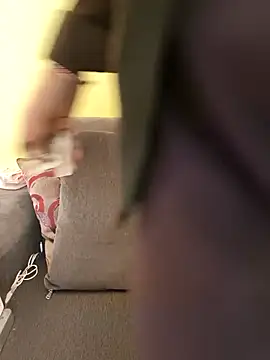 yhona darling online show from January 10, 10:21 am