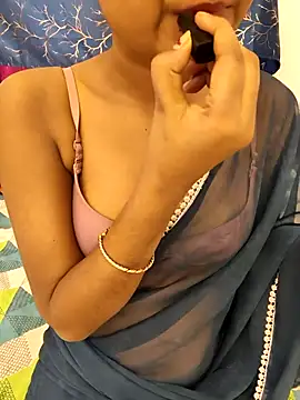 yhona darling online show from November 16, 9:25 am