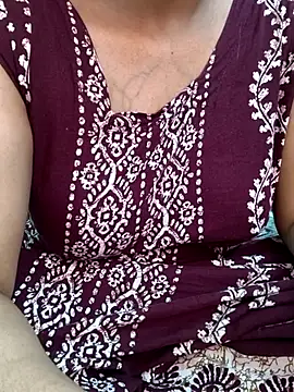 MUMTAJ-1 online show from April 2, 8:32 am