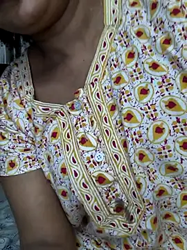 Snapshot of MUMTAJ-1 chatting on July 13, 4:28 pm MUMTAJ-1 online show from July 13, 4:28 pm