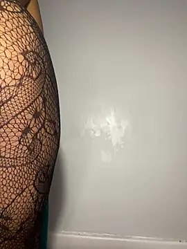 Snapshot of incognitobdy chatting on January 29, 11:35 pm incognitobdy online show from January 29, 11:35 pm