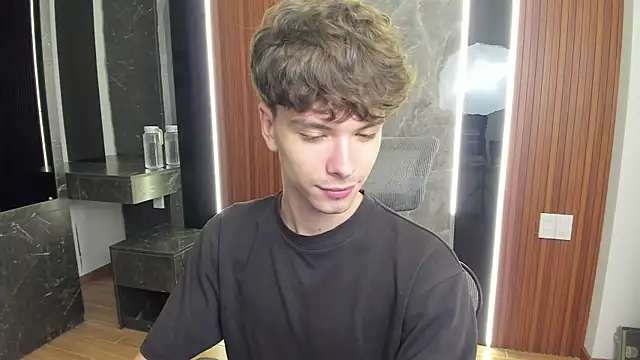 calvin love you online show from March 30, 5:14 pm