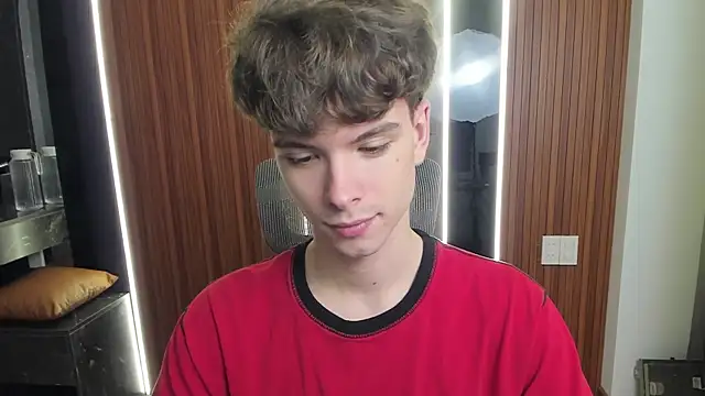 calvin love you online show from April 14, 5:18 pm