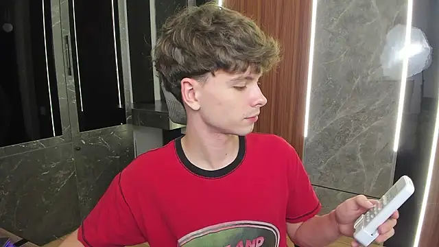 calvin love you online show from March 29, 5:14 pm