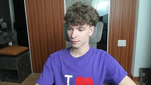 calvin love you online show from April 8, 5:14 pm