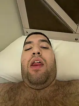 31cektirenbatuu online show from February 17, 11:02 pm