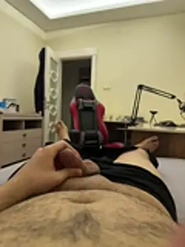 31cektirenbatuu online show from April 2, 11:33 pm