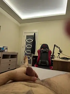 31cektirenbatuu online show from March 25, 10:08 pm