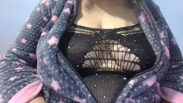 maria38xxx online show from February 1, 1:44 am