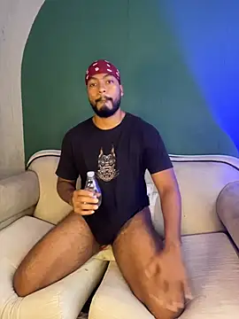 Snapshot of noah_jones__ chatting on February 15, 2:16 pm noah jones online show from February 15, 2:16 pm