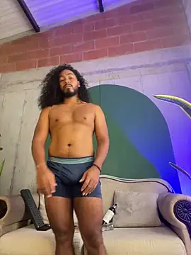 Snapshot of noah_jones__ chatting on February 3, 2:44 pm noah jones online show from February 3, 2:44 pm