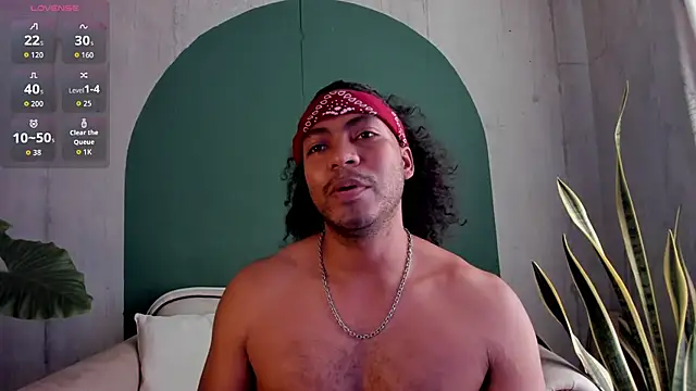 noah jones   online show from November 27, 4:18 pm