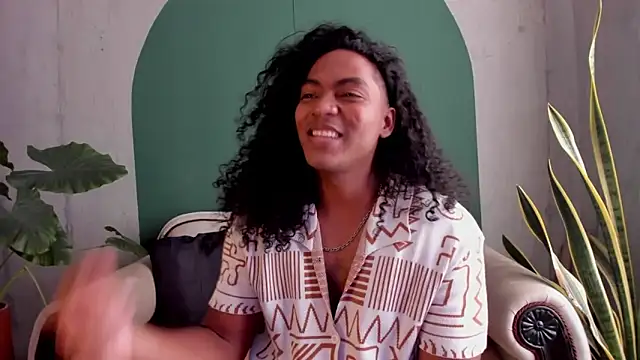 noah jones   online show from November 21, 4:50 pm