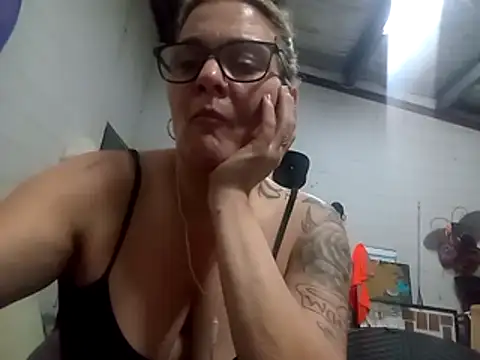 llASHll online show from November 22, 4:06 pm