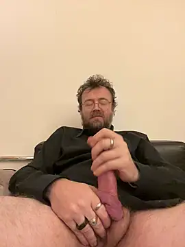 Snapshot of Don_Posa chatting on June 13, 1:03 am Don Posa online show from June 13, 1:03 am