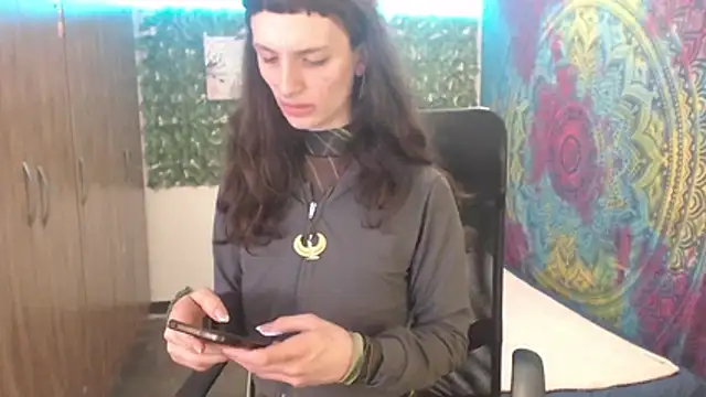 Snapshot of BurningVenus12 chatting on November 7, 7:07 pm BurningVenus12 online show from November 7, 7:07 pm