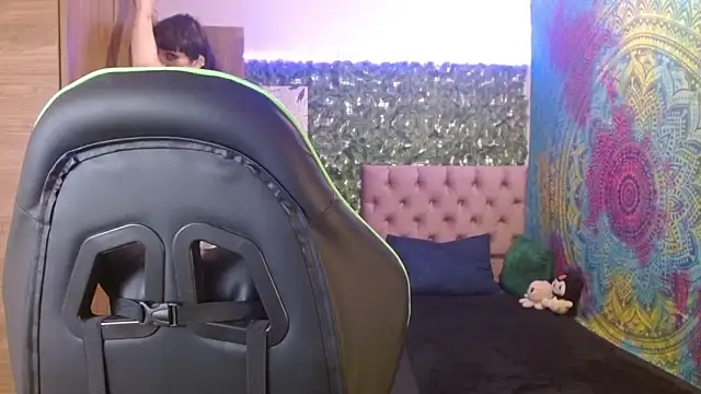 BurningVenus12 online show from March 31, 9:39 pm