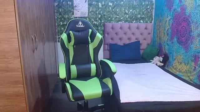 BurningVenus12 online show from March 14, 3:56 am