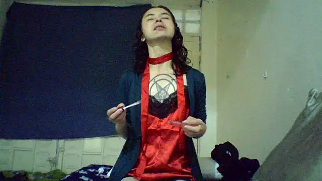 CELEna098rs707 online show from April 1, 11:01 pm