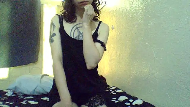 CELEna098rs707 online show from February 21, 7:49 pm