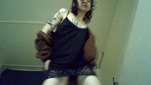 CELEna098rs707 online show from February 20, 12:51 am