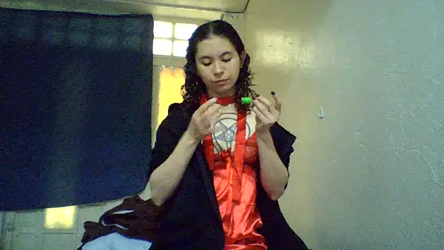 CELEna098rs707 online show from July 3, 8:48 pm