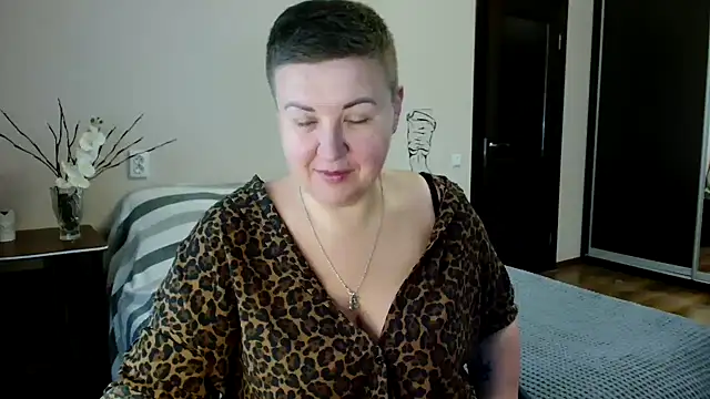 Snapshot of Annet1912 chatting on September 29, 8:21 am Annet1912 online show from September 29, 8:21 am