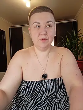 Snapshot of Annet1912 chatting on July 7, 8:40 am Annet1912 online show from July 7, 8:40 am