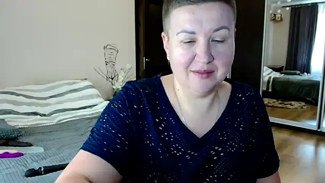Snapshot of Annet1912 chatting on September 10, 7:40 am Annet1912 online show from September 10, 7:40 am