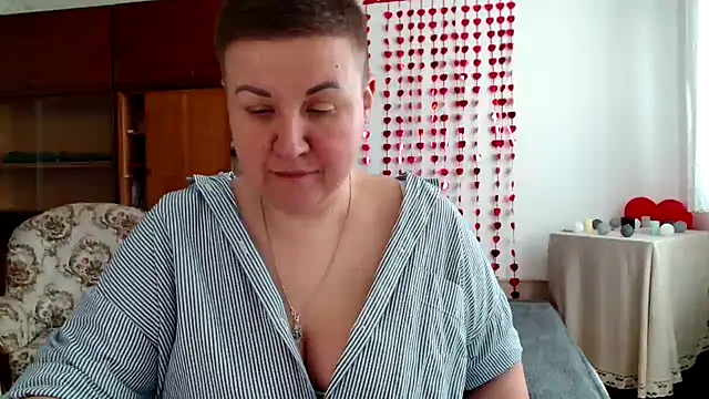 Snapshot of Annet1912 chatting on March 22, 10:49 am Annet1912 online show from March 22, 10:49 am