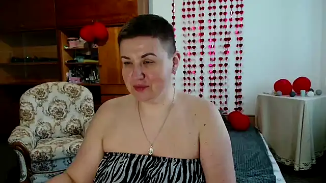 Snapshot of Annet1912 chatting on February 25, 12:49 pm Annet1912 online show from February 25, 12:49 pm
