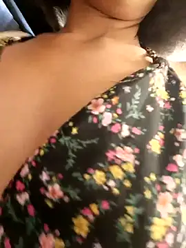 Snapshot of BlairSamy chatting on November 18, 6:55 pm BlairSamy online show from November 18, 6:55 pm