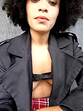 Snapshot of BlairSamy chatting on October 25, 8:53 pm BlairSamy online show from October 25, 8:53 pm