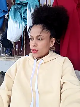 BlairSamy online show from March 29, 5:03 pm