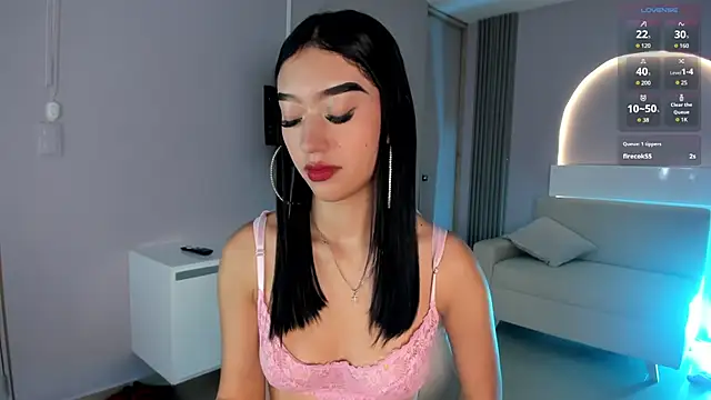 Snapshot of millieskinny_ chatting on October 9, 11:38 pm millieskinny online show from October 9, 11:38 pm