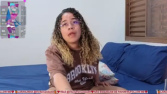 Snapshot of VitoriaFernandes chatting on October 22, 7:02 pm VitoriaFernandes online show from October 22, 7:02 pm